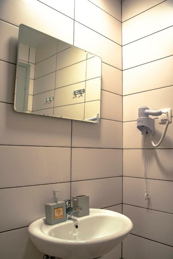 As-City Hostel Афины Экстерьер фото